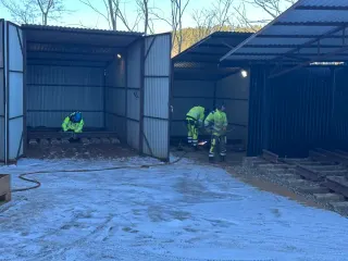 Praktiske øvelser i treningsbåsene på en vinterdag